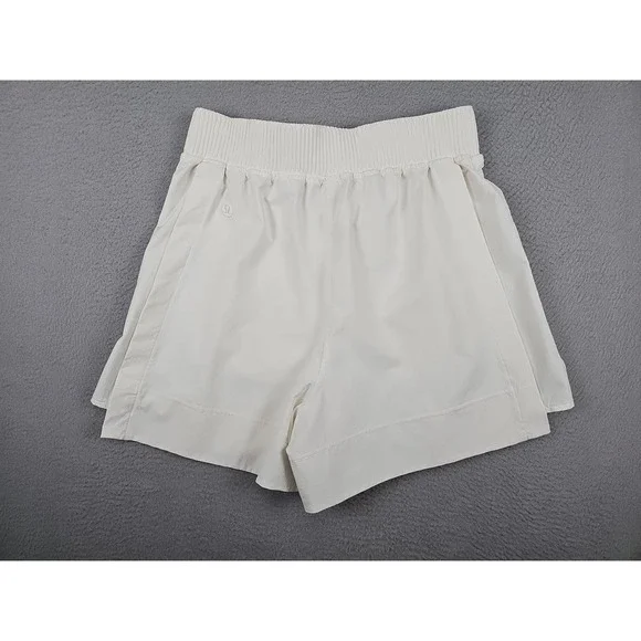 Lululemon Stretch Woven Relaxed-Fit High-Rise Shorts 4" Size Small Bone W7CPIS - Picture 8 of 9